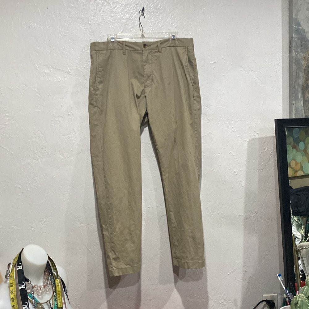 1901 Ballard Slim Fit Chino, size 35”x30”